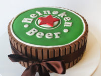 Bolo Kit Kat Heineken