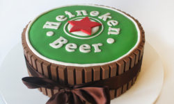 Bolo Kit Kat Heineken