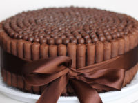 Bolo Chocolate com Doce de Leite