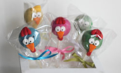 Lembrancinha Galinha Pintadinha