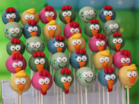 Cakepop Galinha Pintadinha