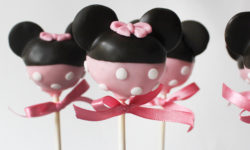 Mesa da Minnie – 2 anos da Luíza