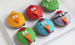 Cupcake Galinha Pintadinha